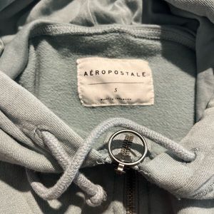 size small aeropostale cropped jacket worn a handful of times great condition